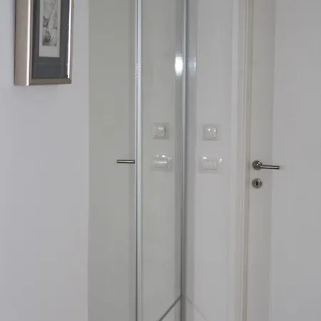 Lu